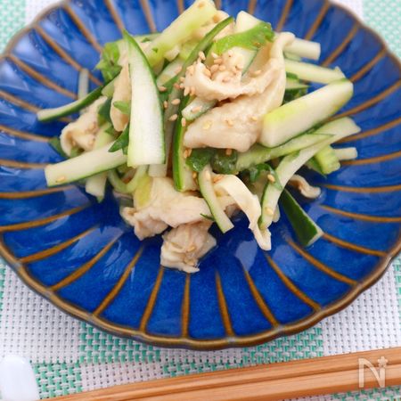 鶏むね肉の皮で やみつき きゅうりと鶏皮の中華風酢の物 By 旬食料理研究家 久保 たかひろ レシピサイト Nadia ナディア プロの料理家のおいしいレシピ