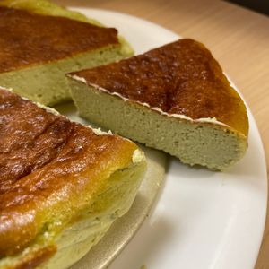 1265172の作ってみた!投稿(焼くまで5分！【抹茶バスクチーズケーキ】)