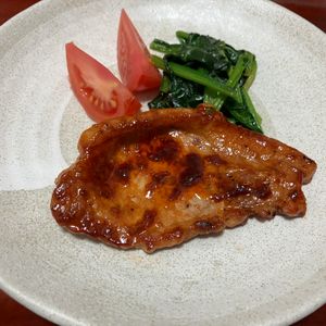 りんごの作ってみた!投稿(ちぢみほうれん草の焦がし醤油ソテー)