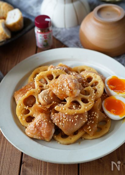 【材料3つ・調味料2つ】ご飯が進む鶏肉とれんこんの甘酢炒め