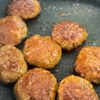 焼肉のたれで作る【れんこん豚つくね】の工程3