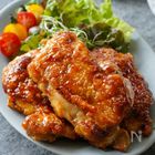 パリッと焼いてジュワッと絡める!クセになる「うま辛チキン」|みんなが気になる【いま人気のレシピ3選】