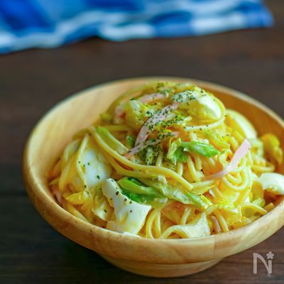 春きゃべつとゆで卵のパスタサラダ・旬の春きゃべつでデリ風♪