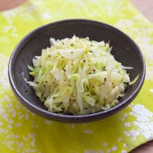 キャベツのスパイスサラダ