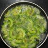 一度食べたらやみつき♪ほろ苦さがたまらないゴーヤの佃煮の下準備