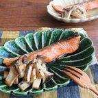フライパン1つで簡単調理☆鮭ときのこのバジルソテー