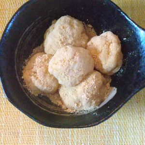 チョロリスの作ってみた!投稿(片栗粉deぷるもち豆腐もち【#レンジ #水切り不要】)