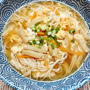 よっこの作ってみた!投稿(にんじんとお揚げのほっこりにゅうめん)