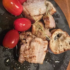 まんてかとぅーらの作ってみた!投稿(ほったらかしで焼くだけ！レモン醤油のとろとろローストポーク)