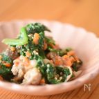 ほうれん草と人参の味噌ごま和え