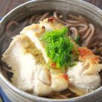 年越しそば＊白だしで簡単＊柔らか鶏むね肉柚子胡椒乗せ蕎麦