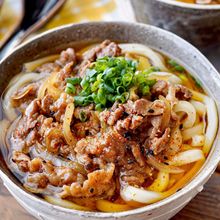 【肉うどん(そば)】甘辛お肉に優しいつゆが絶妙♡年越しにも◎