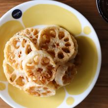 シンプルな塩味♪れんこん揚げ~