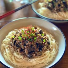 お箸がすすむ*なすとひき肉のうま味噌そうめん