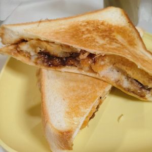 ゆみの作ってみた!投稿(コロッケホットサンド)