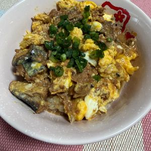 ゆっこの作ってみた!投稿(【革命的！レンジだけで簡単♪さば缶の卵とじ丼】)