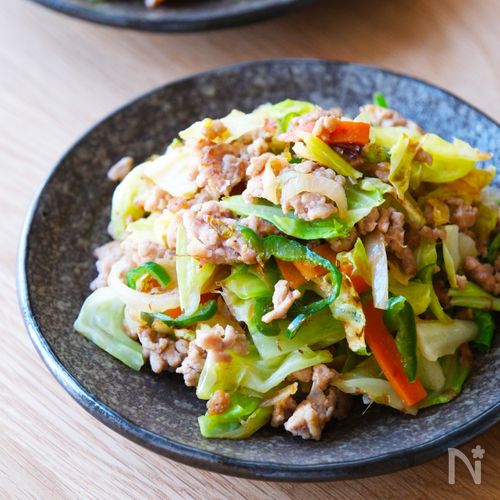 【豚ひき肉とカット野菜のおかか炒め】野菜たっぷり節約おかず