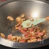 生クリーム不使用【マッシュルームのクリームパスタ】の工程2