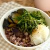さっぱりととのう♡甘辛なすとめかぶのおろし丼【腸活ヘルシー】