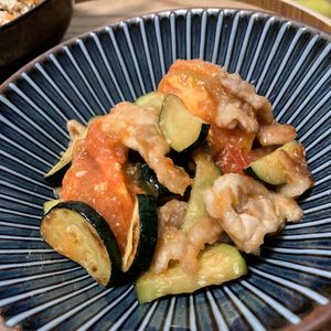 Natsukoの作ってみた!投稿(【ズッキーニとトマトと豚肉のにんにく味噌炒め】食材3つ)