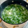 簡単ふわとろ♡豆苗と卵の中華スープ【ヘルシー・節約】の工程2