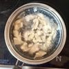 さっぱりなのにコクうま！《鶏皮きゅうり》の下準備