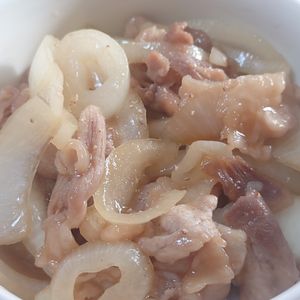 オレンジの作ってみた!投稿(10分で簡単！地味ウマ【豚こま味ぽん炒め】)
