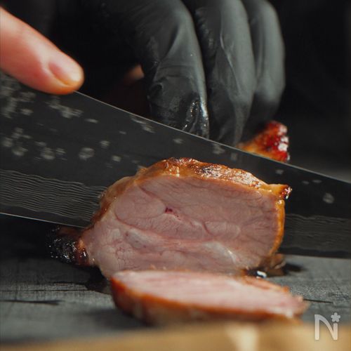 特製タレに漬け込んで焼くだけ！BBQ風ローストポーク