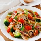 『れんこんと彩り野菜のマスタードドレサラダ』洋食献立に☆