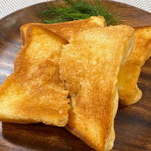 楽ラク手抜キッチン🐶🐾の作ってみた!投稿(サクふわ！フライパン焼き「バタートースト」)