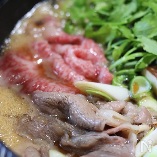 せりときのこ入りすき焼き