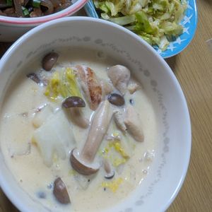 花月雨音🪷の作ってみた!投稿(【我が家の定番♡︎とろとろ白菜とチキンのクリーム煮】)