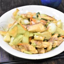 ご飯がどんどん進む♪鯛とチンゲン菜の甘酢炒め