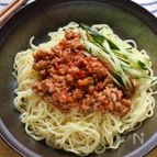 夏に食べたい！トマト肉味噌ジャージャー麺