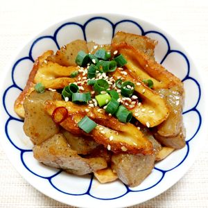よっこの作ってみた!投稿(簡単＆節約！【こんにゃくとちくわの甘辛炒め】)