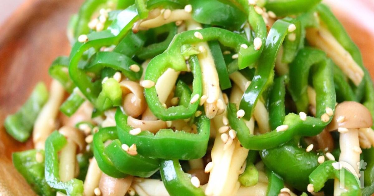 レンジで5分！【きのことピーマンのオイスターソース和え】