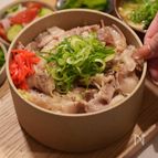 ＼ねぎ塩豚丼🍋🧄／