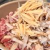 作り置きにも！【ごぼうそぼろめし】の工程4