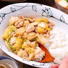 【豚こま白菜の無水中華丼】白菜1/4玉ペロリと消費♡！！