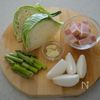 春キャベツのステーキスープの下準備