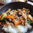 しょうがのW使いでやさしい味わい【中華丼】