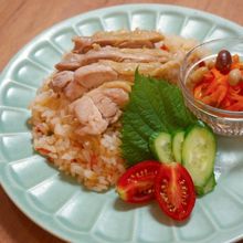 炊飯器で簡単！鶏肉とトマトのアジアンライス