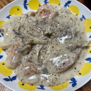 ゆくゆくの作ってみた!投稿(ワンパン10分!【鶏むね肉ときのこのクリーム煮】牛乳で簡単♩)
