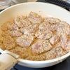 大満足の節約おかず♡【鶏むね肉のパン粉焼き】の工程3