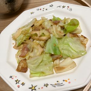 Natsukoの作ってみた!投稿(【たっぷりキャベツのガーリックバター醤油炒め】あと一品に♪)