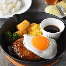 おうちでファミレス気分♪ガスト風てりたまハンバーグ