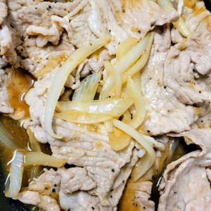 Tethuの作ってみた!投稿(10分で完成！豚こまで【生姜焼き丼】)