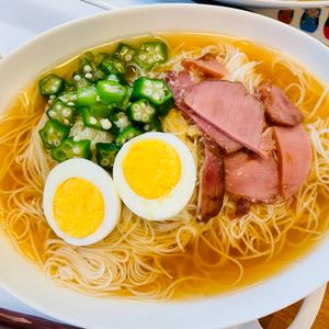 ちひろの作ってみた!投稿(5分で完成【激旨！鶏だし醤油冷やしそうめん】胡麻油香る♩)