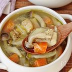 【鶏肉とお野菜の旨だしカレースープ】具材たっぷり♪
