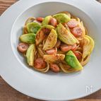 旬の時期に作ろう！芽キャベツとソーセージのパスタ